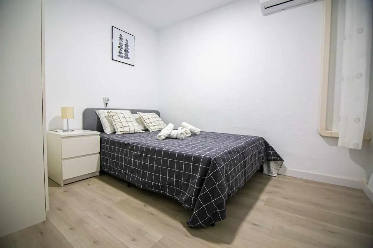 Apartment Apartamento Heroes De Sostoa Malaga Spain