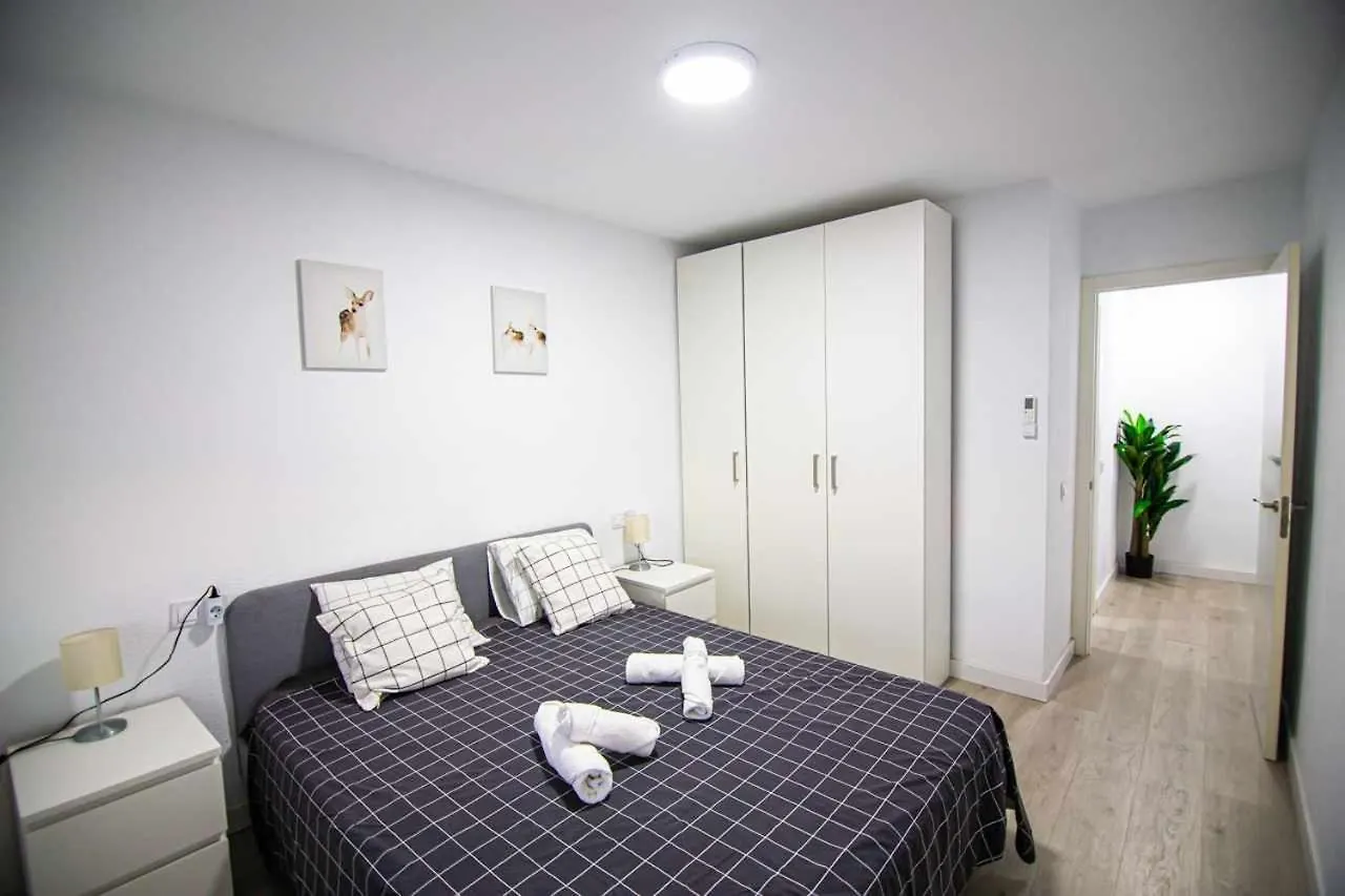 Apartamento Heroes De Sostoa Malaga Apartment