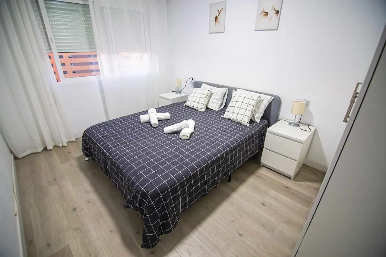 Apartamento Heroes De Sostoa Malaga